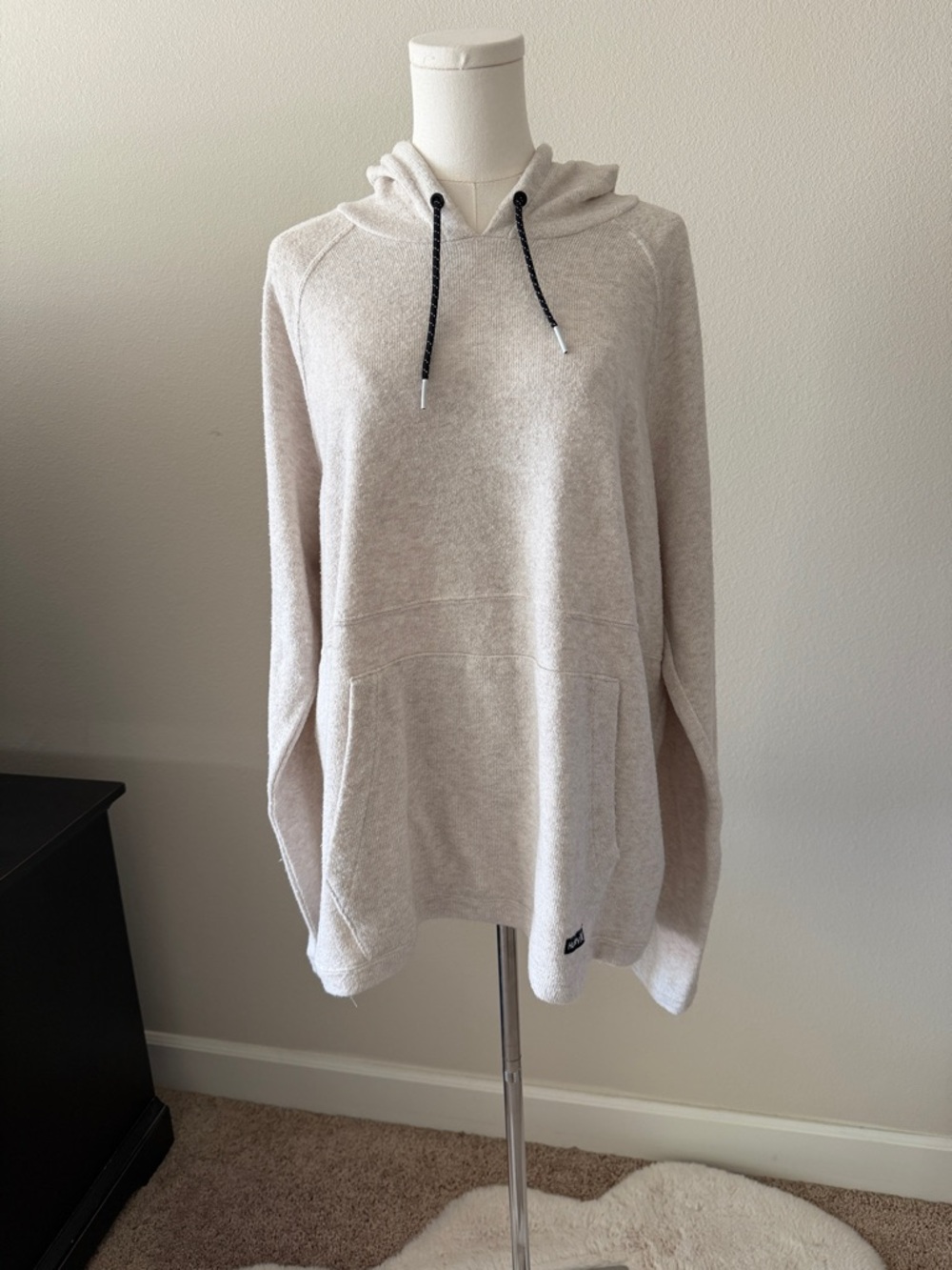 Hurley Cream Hooded Crewneck Sweater with Black Drawcords